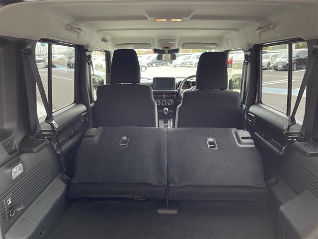 ジムニーノマド ＦＣ　登録済未使用車　レーダークルーズコントロール　シートヒーター　コーナーセンサー　　オートマチックハイビーム　衝突軽減システム　ダウンヒルアシストコントロール　ステアリングスイッチ　スマートキー（16枚目）