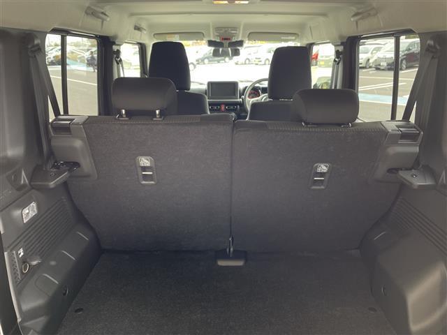 ジムニーノマド ＦＣ　登録済未使用車　レーダークルーズコントロール　シートヒーター　コーナーセンサー　　オートマチックハイビーム　衝突軽減システム　ダウンヒルアシストコントロール　ステアリングスイッチ　スマートキー（32枚目）