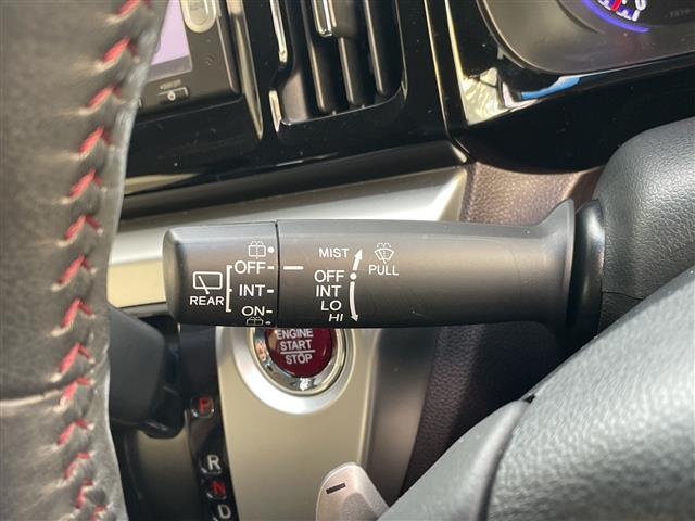 Ｎ－ＷＧＮカスタム Ｇ・ターボパッケージ　衝突軽減システム　純正ナビ　ハーフレザー　クルーズコントロール　ワンセグＴＶ　ＣＤ　ＤＶＤ　Ｂｌｕｅｔｏｏｔｈ　バックカメラ　純正アルミホイール　ＬＥＤヘッドライト　パドルシフト　ＥＴＣ　スマートキー（21枚目）