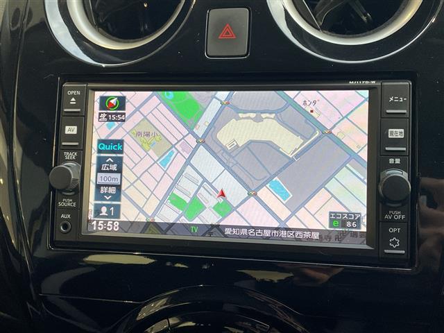 ノート ｅ－パワー　Ｘ　エマージェンシーブレーキ　純正ナビ　フルセグＴＶ　ＣＤ　ＤＶＤ　Ｂｌｕｅｔｏｏｔｈ　バックカメラ　車線逸脱警報機能　スマートキー　プッシュスタート　電動格納ミラー　ワンオーナー　横滑り防止装置（3枚目）