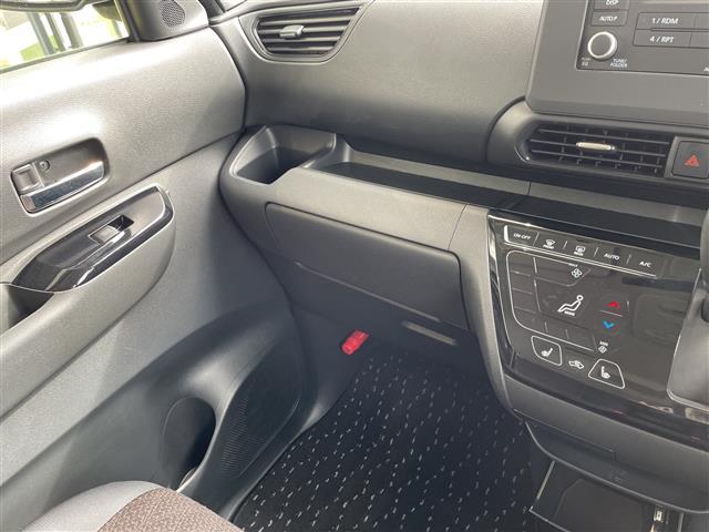 �X�܂ɂČ��Ԃ̊m�F�����������܂��̂ŁA���d�b�ō݌ɂ̂��m�F�̏㐥�񂲗��X���������܂��I�I�X�ܒ��ʓd�b�@�@�@�O�T�Q�|�R�O�X�|�T�P�T�Q