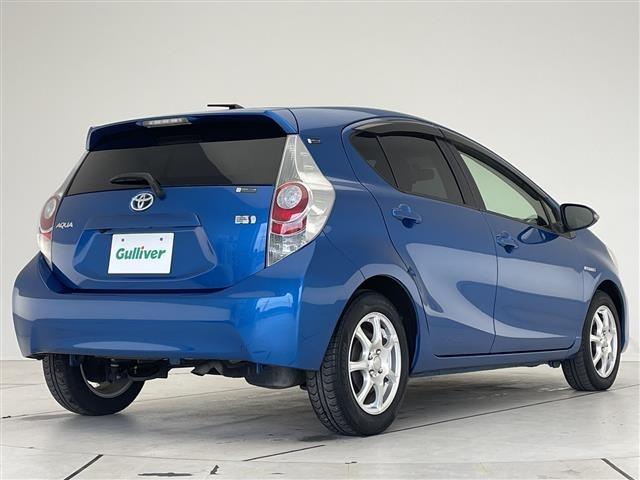 アクア Ｇ　純正ナビ　バックカメラ　純正１５インチアルミホイール　スマートキー　キーレス　電動格納式ドアミラー　ＥＴＣ　Ｂｌｕｅｔｏｏｔｈ　盗難防止装置　ＣＤ／ＤＶＤ再生　パワーウィンドウ　パワーステアリング（51枚目）