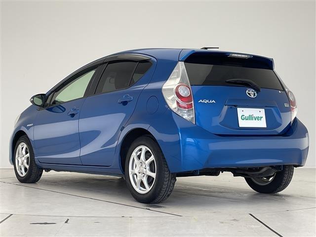 アクア Ｇ　純正ナビ　バックカメラ　純正１５インチアルミホイール　スマートキー　キーレス　電動格納式ドアミラー　ＥＴＣ　Ｂｌｕｅｔｏｏｔｈ　盗難防止装置　ＣＤ／ＤＶＤ再生　パワーウィンドウ　パワーステアリング（76枚目）