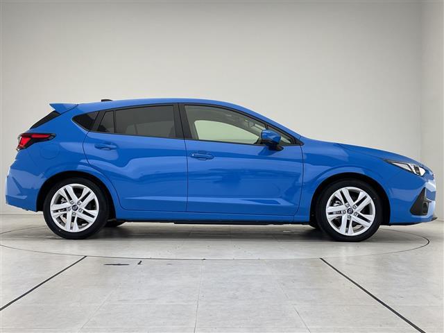 インプレッサ ＳＴ　アイサイト２．０　純正１１型ディスプレイオーディオ　ナビ機能なし　レーダークルーズコントロール　バックカメラ　ヘッドアップディスプレイ　コーナーセンサー　純正アルミホイール　ＥＴＣ　パドルシフト（19枚目）