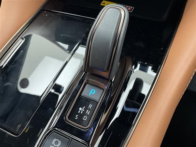 店舗にて現車の確認もいただけますので、お電話で在庫のご確認の上是非ご来店くださいませ！！店舗直通電話　　　０５２−３０９−５１５２