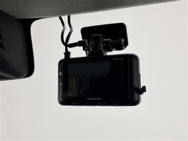 クロスビー ハイブリッドＭＺ　純正ナビ　ＳＤカードなし　全方位カメラ　クルーズコントロール　バックカメラ　コーナーセンサー　純正アルミホイール　ＬＥＤヘッドライト　パドルシフト　ドライブレコーダー　ＥＴＣ　スマートキー（8枚目）