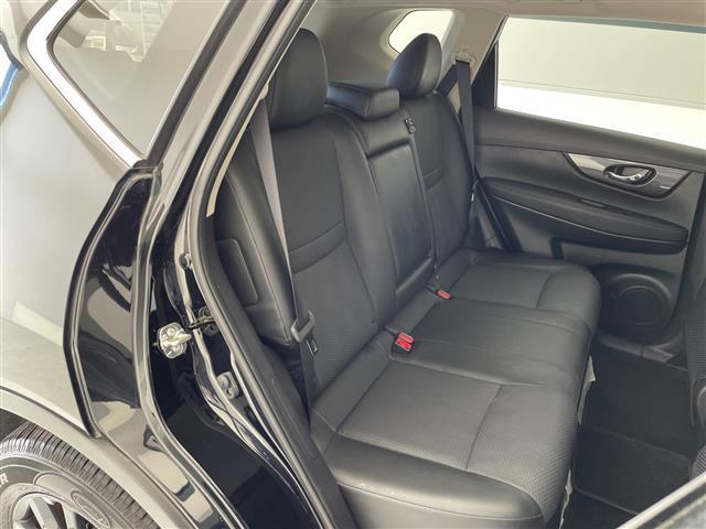 エクストレイル ２０Ｓ　Ｖセレクション　９型ナビ　バックカメラ　コーナーセンサー　純正アルミホイール　ＥＴＣ　ダウンヒルアシストコントロール　４ＷＤ　ドライブレコーダー　フルセグ　ＣＤ　ＤＶＤ　Ｂｌｕｅｔｏｏｔｈ　衝突軽減システム（15枚目）