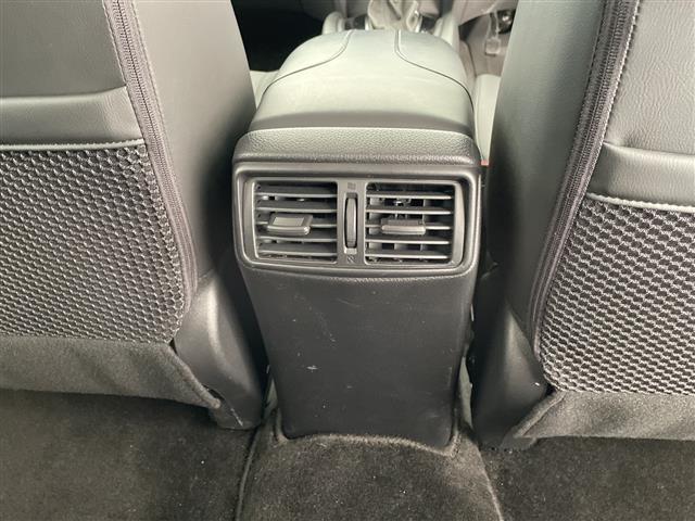 エクストレイル ２０Ｓ　Ｖセレクション　９型ナビ　バックカメラ　コーナーセンサー　純正アルミホイール　ＥＴＣ　ダウンヒルアシストコントロール　４ＷＤ　ドライブレコーダー　フルセグ　ＣＤ　ＤＶＤ　Ｂｌｕｅｔｏｏｔｈ　衝突軽減システム（30枚目）