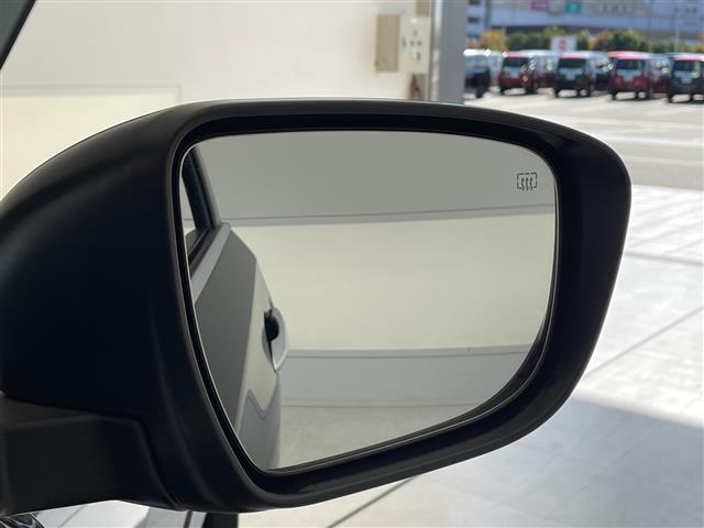 エクストレイル ２０Ｓ　Ｖセレクション　９型ナビ　バックカメラ　コーナーセンサー　純正アルミホイール　ＥＴＣ　ダウンヒルアシストコントロール　４ＷＤ　ドライブレコーダー　フルセグ　ＣＤ　ＤＶＤ　Ｂｌｕｅｔｏｏｔｈ　衝突軽減システム（32枚目）