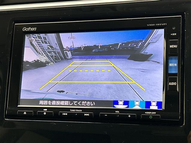 ステップワゴンスパーダ スパーダ ホンダセンシング 純正ナビ フリップダウンモニター 両側パワースライドドア レーダークルーズコントロール バックカメラ 純正アルミホイール ETC LEDヘッドライト パドルシト 衝突軽減システム ドライブレコーダー(4枚目)