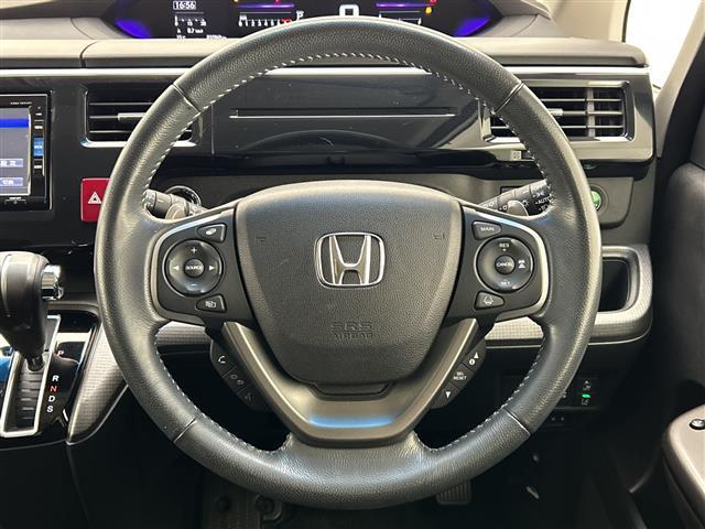 ステップワゴンスパーダ スパーダ ホンダセンシング 純正ナビ フリップダウンモニター 両側パワースライドドア レーダークルーズコントロール バックカメラ 純正アルミホイール ETC LEDヘッドライト パドルシト 衝突軽減システム ドライブレコーダー(42枚目)