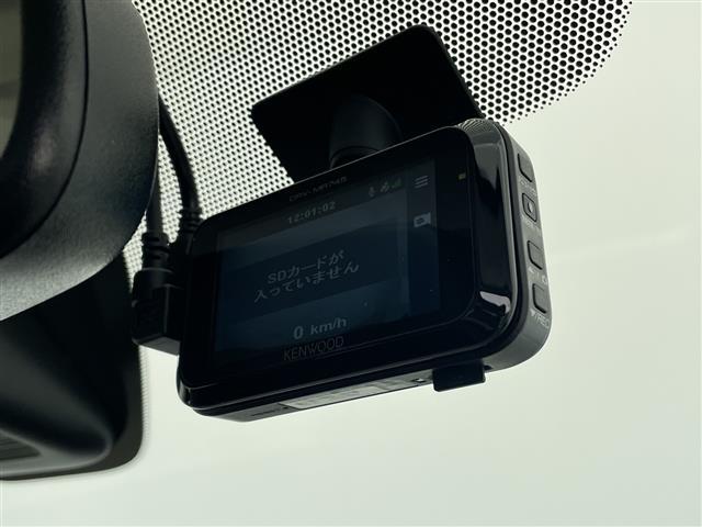 デイズ Ｘ　エマージェンシーブレーキ　純正ナビ　全方位カメラ　バックカメラ　コーナーセンサー　純正アルミホイール　ＬＥＤヘッドライト　オートライト　ドライブレコーダー　衝突軽減システム　Ｂｌｕｅｔｏｏｔｈ（9枚目）