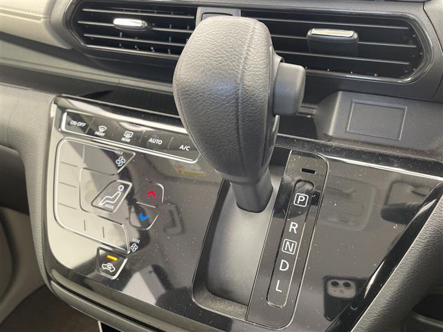 デイズ Ｘ　エマージェンシーブレーキ　純正ナビ　全方位カメラ　バックカメラ　コーナーセンサー　純正アルミホイール　ＬＥＤヘッドライト　オートライト　ドライブレコーダー　衝突軽減システム　Ｂｌｕｅｔｏｏｔｈ（10枚目）