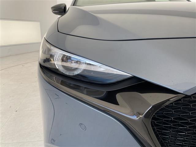 MAZDA3ファストバック 20Sバーガンディ セレクション 純正9型ナビ SDカードなし 全方位カメラ レーダークルーズコントロール シートヒーター バックカメラ パワーシート ヘッドアップディスプレイ コーナーセンサー 純正アルミホイール ステアリングヒータ(13枚目)