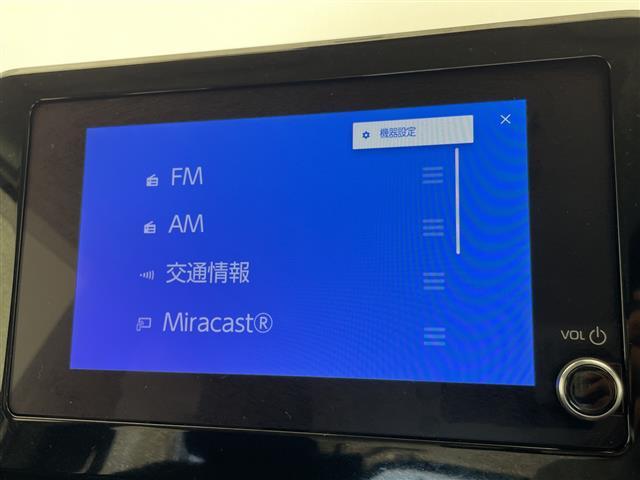 ノア Ｇ　純正ディズプレイオーディオナビ　両側パワースライドドア　レーダークルーズコントロール　バックカメラ　サイドカメラ　コーナーセンサー　純正アルミホイール　ＥＴＣ２．０　ＬＥＤヘッドライ　衝突軽減システム（5枚目）