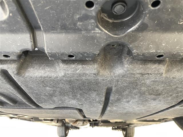 ノア Ｇ　純正ディズプレイオーディオナビ　両側パワースライドドア　レーダークルーズコントロール　バックカメラ　サイドカメラ　コーナーセンサー　純正アルミホイール　ＥＴＣ２．０　ＬＥＤヘッドライ　衝突軽減システム（41枚目）