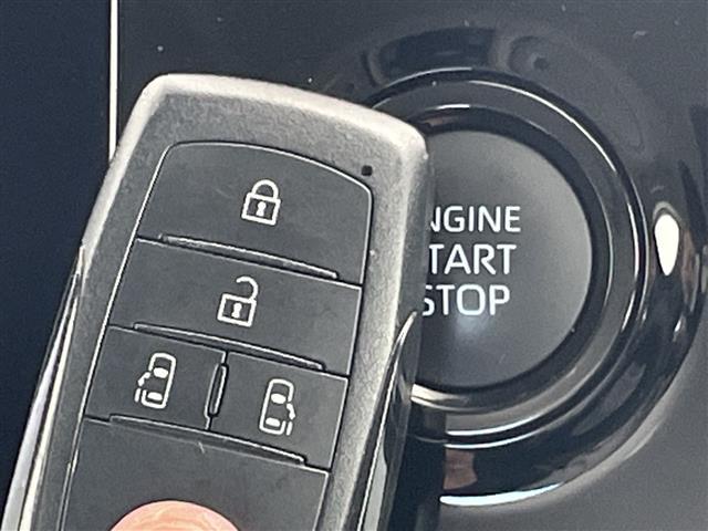 ノア Ｇ　トヨタセーフティセンス　純正８型ナビ　両側パワースライドドア　レーダークルーズコントロール　コーナーセンサー　純正アルミホイール　ＬＥＤヘッドライト　オートマチックハイビーム　ドライブレコーダー（10枚目）