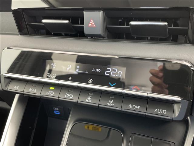 ノア Ｇ　トヨタセーフティセンス　純正８型ナビ　両側パワースライドドア　レーダークルーズコントロール　コーナーセンサー　純正アルミホイール　ＬＥＤヘッドライト　オートマチックハイビーム　ドライブレコーダー（25枚目）