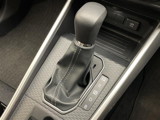 ライズ Ｇ　純正ディズプレイオーディオ　ナビ機能なし　コーナーセンサー　純正アルミホイール　ＬＥＤヘッドライト　オートマチックハイビーム　ＥＴＣ　衝突軽減システム　Ｂｌｕｅｔｏｏｔｈ　ステアリングスイッチ（10枚目）