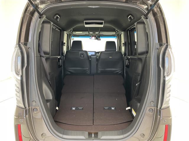 Ｎ－ＢＯＸカスタム Ｇ・Ｌターボホンダセンシング　純正８型ナビ　フリップダウンモニター　両側パワースライドドア　レーダークルーズコントロール　クルーズコントロール　バックカメラ　コーナーセンサー　純正アルミホイール　ＬＥＤヘッドライト　パドルシフト（16枚目）