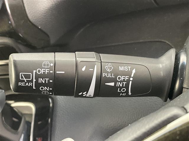 Ｎ－ＢＯＸカスタム Ｇ・Ｌターボホンダセンシング　純正８型ナビ　フリップダウンモニター　両側パワースライドドア　レーダークルーズコントロール　クルーズコントロール　バックカメラ　コーナーセンサー　純正アルミホイール　ＬＥＤヘッドライト　パドルシフト（21枚目）