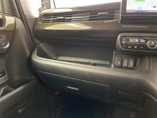 Ｎ－ＢＯＸカスタム Ｇ・Ｌターボホンダセンシング　純正８型ナビ　フリップダウンモニター　両側パワースライドドア　レーダークルーズコントロール　クルーズコントロール　バックカメラ　コーナーセンサー　純正アルミホイール　ＬＥＤヘッドライト　パドルシフト（29枚目）