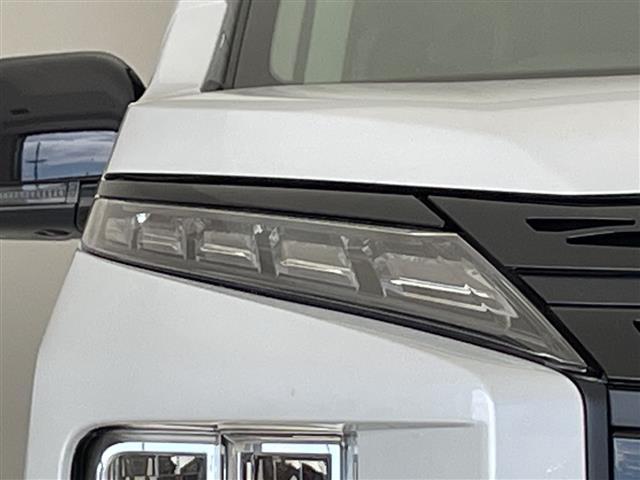 デリカD:5 シャモニー 登録済未使用車 両側パワースライドドア レーダークルーズコントロール シートヒーター バックカメラ 電動リアゲート パワーシート 純正アルミホイール ブラインドスポットモニター パドルシフト(13枚目)