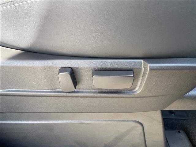 デリカD:5 シャモニー 登録済未使用車 両側パワースライドドア レーダークルーズコントロール シートヒーター バックカメラ 電動リアゲート パワーシート 純正アルミホイール ブラインドスポットモニター パドルシフト(29枚目)