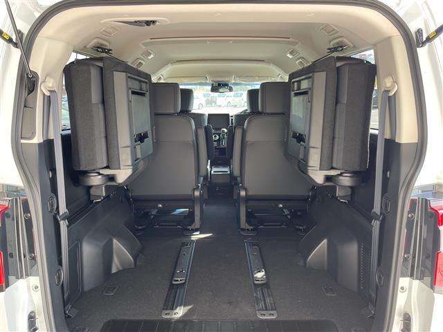 デリカD:5 シャモニー 登録済未使用車 両側パワースライドドア レーダークルーズコントロール シートヒーター バックカメラ 電動リアゲート パワーシート 純正アルミホイール ブラインドスポットモニター パドルシフト(30枚目)