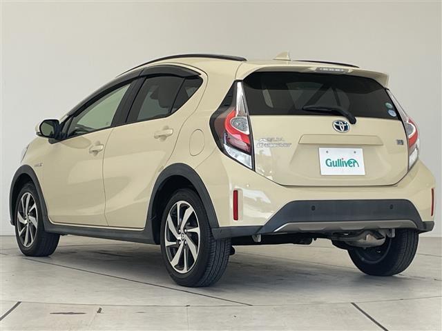 アクア クロスオーバー　グラム　トヨタセーフティセンス　シートヒーター　純正オーディオ　コーナーセンサー　純正アルミホイール　ＬＥＤヘッドライト　オートマチックハイビーム　衝突軽減システム　ＣＤ　ステアリングスイッチ　スマートキー（20枚目）