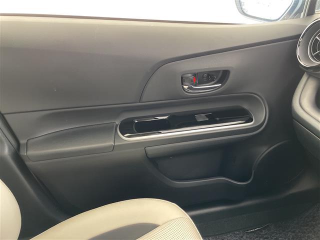 アクア クロスオーバー　グラム　トヨタセーフティセンス　シートヒーター　純正オーディオ　コーナーセンサー　純正アルミホイール　ＬＥＤヘッドライト　オートマチックハイビーム　衝突軽減システム　ＣＤ　ステアリングスイッチ　スマートキー（26枚目）