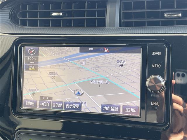 アクア クロスオーバー　純正ナビ　バックカメラ　コーナーセンサー　純正アルミホイール　ＬＥＤヘッドライト　レーンキープアシスト　オートマチックハイビーム　ドライブレコーダー　衝突軽減システム　フルセグ　スマートキー（3枚目）