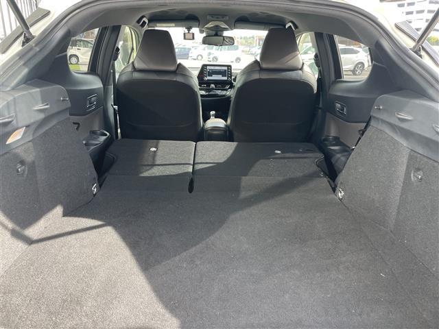 Ｃ－ＨＲ Ｇ　モデリスタエアロ　純正８型ディスプレイオーディオ　ナビ機能なし　全方位カメラ　レーダークルーズコントロール　シートヒーター　バックカメラ　コーナーセンサー　純正アルミホイール　ブラインドスポットモニタ（16枚目）