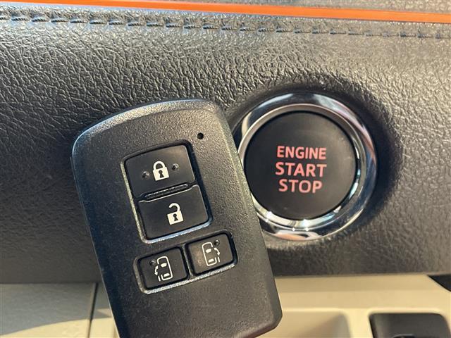 シエンタ Ｇ　純正ナビ　両側パワースライドドア　オートライト　ＥＴＣ　アイドリングストップ　オートエアコン　ステアリングスイッチ　スマートキー　プッシュスタート（7枚目）