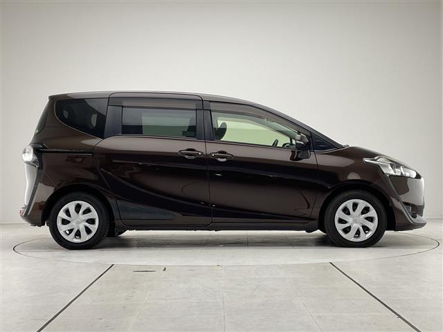 シエンタ Ｇ　純正ナビ　両側パワースライドドア　オートライト　ＥＴＣ　アイドリングストップ　オートエアコン　ステアリングスイッチ　スマートキー　プッシュスタート（19枚目）