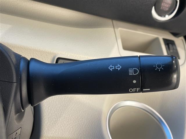 シエンタ Ｇ　純正ナビ　両側パワースライドドア　オートライト　ＥＴＣ　アイドリングストップ　オートエアコン　ステアリングスイッチ　スマートキー　プッシュスタート（24枚目）