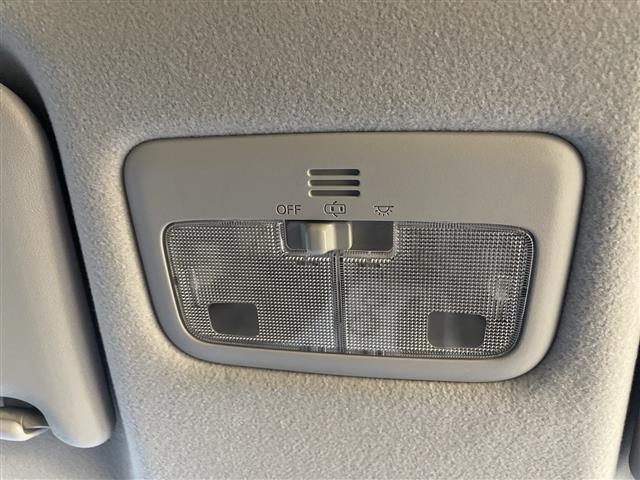 シエンタ Ｇ　純正ナビ　両側パワースライドドア　オートライト　ＥＴＣ　アイドリングストップ　オートエアコン　ステアリングスイッチ　スマートキー　プッシュスタート（27枚目）