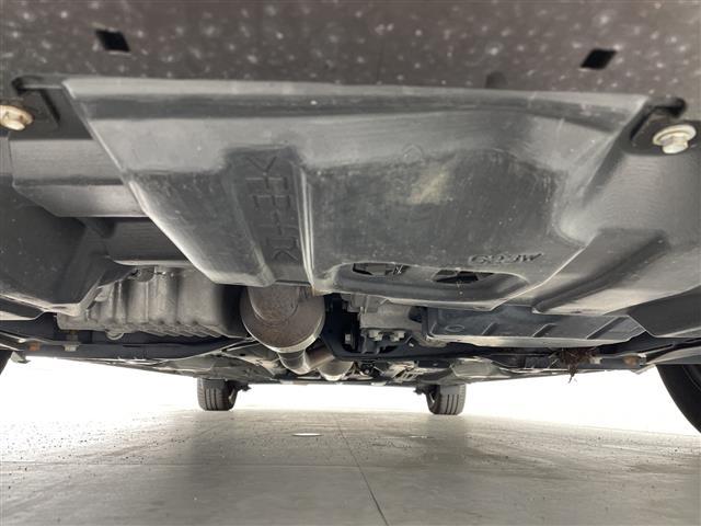 シエンタ Ｇ　純正ナビ　両側パワースライドドア　オートライト　ＥＴＣ　アイドリングストップ　オートエアコン　ステアリングスイッチ　スマートキー　プッシュスタート（40枚目）