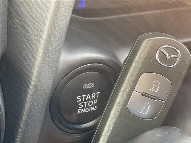 デミオ ＸＤツーリング　Ｌパッケージ　純正ナビ　レーダークルーズコントロール　シートヒーター　コーナーセンサー　ヘッドアップディスプレイ　純正アルミホイール　ブラインドスポットモニター　ＬＥＤヘッドライト　パドルシフト　ドライブレコーダー（10枚目）