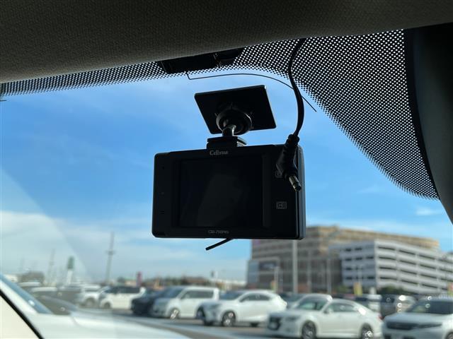 デミオ ＸＤツーリング　Ｌパッケージ　純正ナビ　レーダークルーズコントロール　シートヒーター　コーナーセンサー　ヘッドアップディスプレイ　純正アルミホイール　ブラインドスポットモニター　ＬＥＤヘッドライト　パドルシフト　ドライブレコーダー（11枚目）