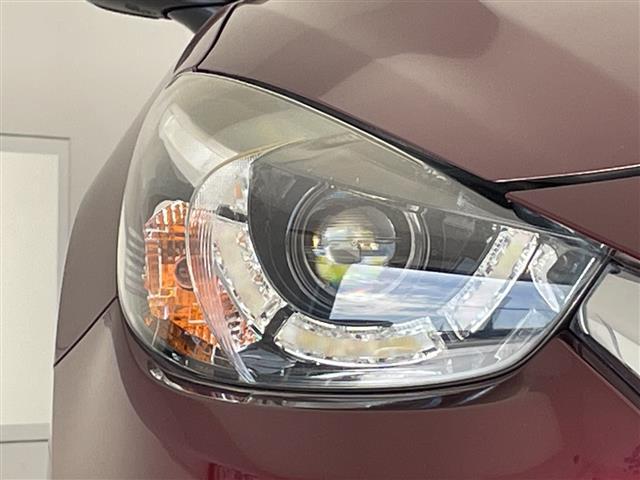 デミオ ＸＤツーリング　Ｌパッケージ　純正ナビ　レーダークルーズコントロール　シートヒーター　コーナーセンサー　ヘッドアップディスプレイ　純正アルミホイール　ブラインドスポットモニター　ＬＥＤヘッドライト　パドルシフト　ドライブレコーダー（13枚目）