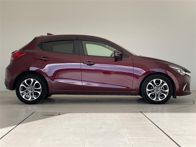 デミオ ＸＤツーリング　Ｌパッケージ　純正ナビ　レーダークルーズコントロール　シートヒーター　コーナーセンサー　ヘッドアップディスプレイ　純正アルミホイール　ブラインドスポットモニター　ＬＥＤヘッドライト　パドルシフト　ドライブレコーダー（19枚目）