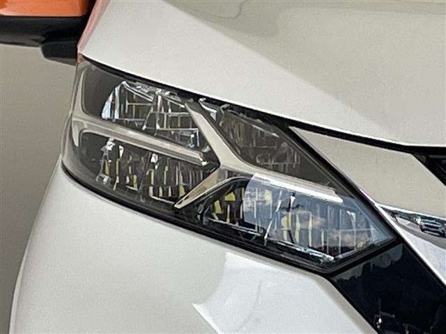 デイズ ハイウェイスター　Ｘ　エマージェンシーブレーキ　純正ナビ　バックカメラ　コーナーセンサー　純正アルミホイール　ＬＥＤヘッドライト　オートマチックハイビーム　ドライブレコーダー　衝突軽減システム　フルセグ（13枚目）