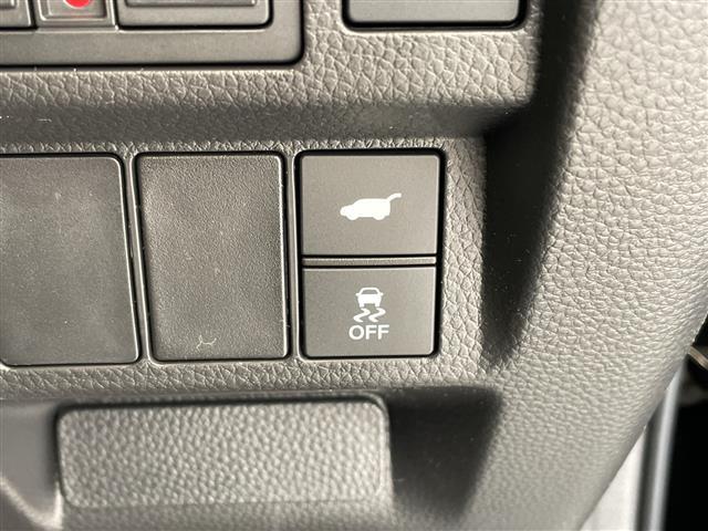 ステップワゴン ｅ：ＨＥＶエアー　ＥＸ　登録済未使用車　純正１１．４型ナビ　１５．６型フリップダウンモニター　両側パワースライドドア　レーダークルーズコントロール　シートヒーター　バックカメラ　電動リアゲート　ブラインドスポットモニター（12枚目）