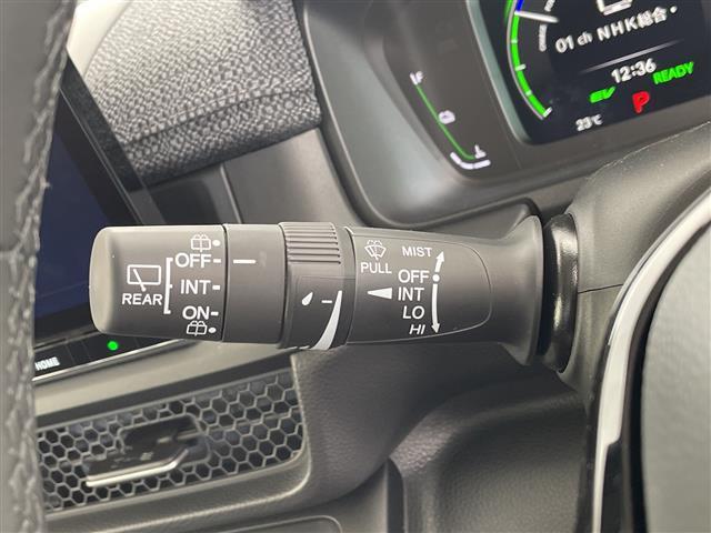 ステップワゴン ｅ：ＨＥＶエアー　ＥＸ　登録済未使用車　純正１１．４型ナビ　１５．６型フリップダウンモニター　両側パワースライドドア　レーダークルーズコントロール　シートヒーター　バックカメラ　電動リアゲート　ブラインドスポットモニター（21枚目）