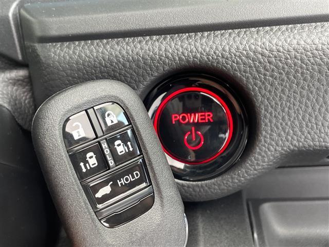 ステップワゴン ｅ：ＨＥＶエアー　ＥＸ　登録済未使用車　純正１１．４型ナビ　１５．６型フリップダウンモニター　両側パワースライドドア　レーダークルーズコントロール　シートヒーター　バックカメラ　電動リアゲート　ブラインドスポットモニター（24枚目）