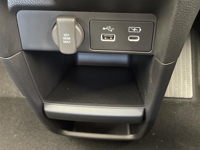 ステップワゴン ｅ：ＨＥＶエアー　ＥＸ　登録済未使用車　純正１１．４型ナビ　１５．６型フリップダウンモニター　両側パワースライドドア　レーダークルーズコントロール　シートヒーター　バックカメラ　電動リアゲート　ブラインドスポットモニター（28枚目）