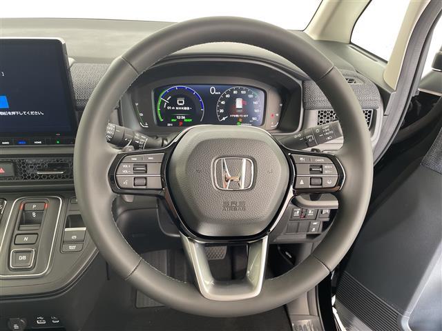 ステップワゴン ｅ：ＨＥＶエアー　ＥＸ　登録済未使用車　純正１１．４型ナビ　１５．６型フリップダウンモニター　両側パワースライドドア　レーダークルーズコントロール　シートヒーター　バックカメラ　電動リアゲート　ブラインドスポットモニター（42枚目）