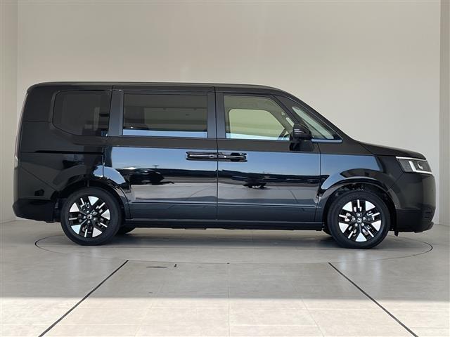 ステップワゴン ｅ：ＨＥＶエアー　ＥＸ　登録済未使用車　純正１１．４型ナビ　１５．６型フリップダウンモニター　両側パワースライドドア　レーダークルーズコントロール　シートヒーター　バックカメラ　電動リアゲート　ブラインドスポットモニター（61枚目）