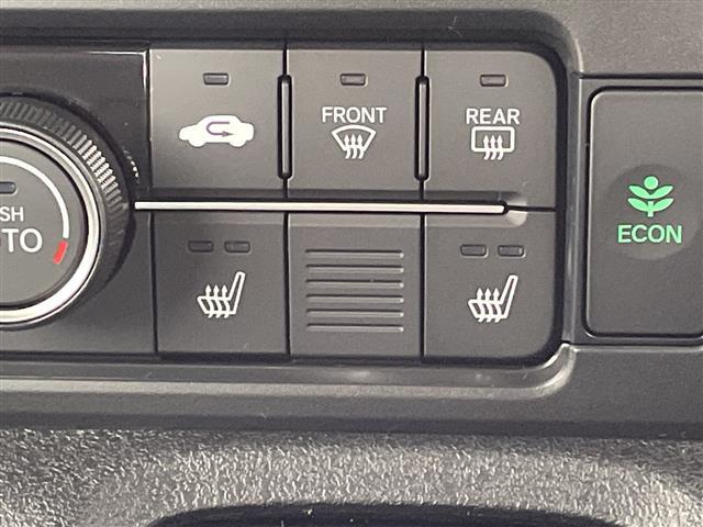 N-BOXカスタム コーディネートスタイル 届出済未使用車 ホンダセンシング 純正9型ディスプレイオーディオナビ 全方位カメラ 両側パワースライドドア レーダークルーズコントロール シートヒーター コーナーセンサー 衝突軽減システム(9枚目)